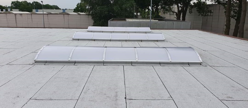 Als dakdekkersbedrijf in Coevorden zijn we ook gespecialiseerd in lichtkoepels vervangen.